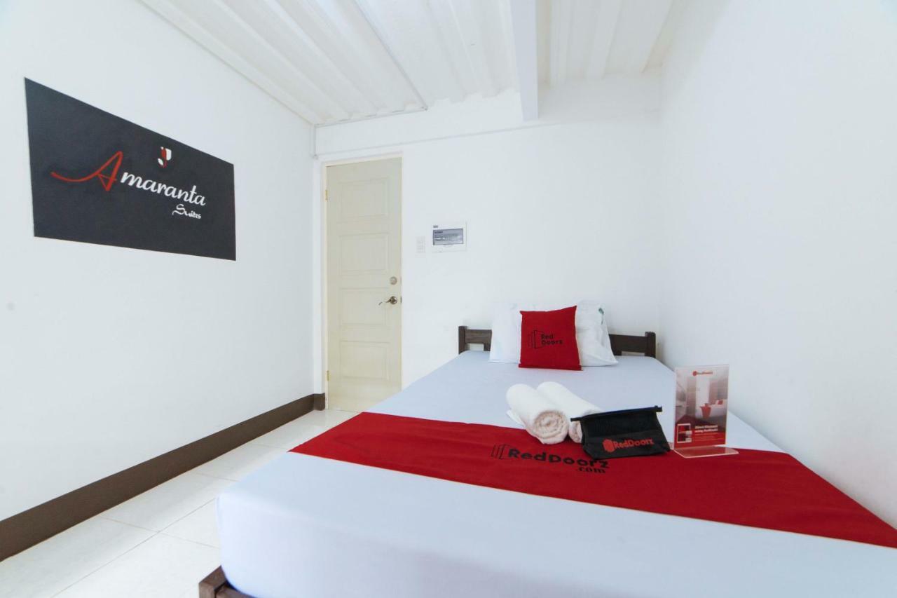 RedDoorz near Davao Medical School Foundation Hotel Esterno foto